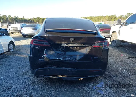 2018 Tesla Model X 100D/75D/P100D z USA, uszkodzony, nr VIN 5YJXCBE20JF110593